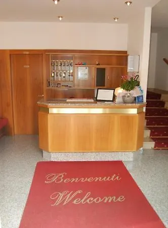E Ristorante Cassone 호텔