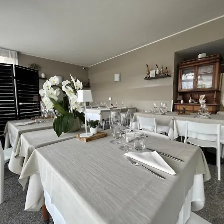 호텔 E Ristorante Cassone
