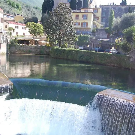 E Ristorante Cassone 호텔 2*