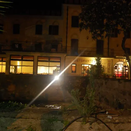 E Ristorante Cassone 호텔