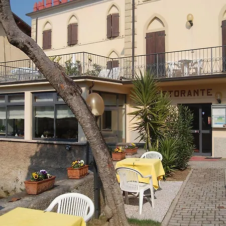 Hotel E Ristorante Cassone 2*